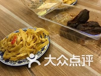 郑州东区美食盛宴，城市繁华中的味觉之旅